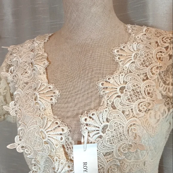 Royal Party Dress, TAG, Mini Ivory Lace Empire Waist, beige Skirt+Camisole, 6 - Picture 4 of 14